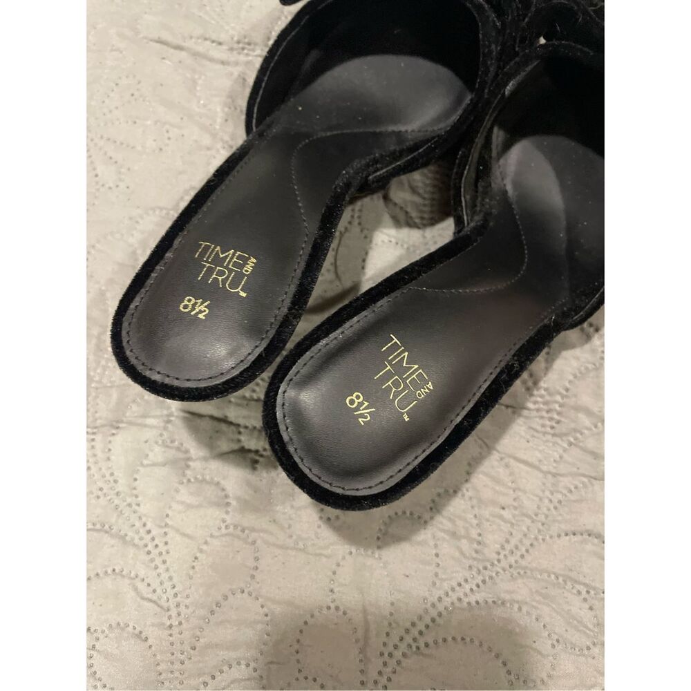 Time and Tru Black Velvet Pointed Toe Bow Mules Heels - Picture 2 of 5